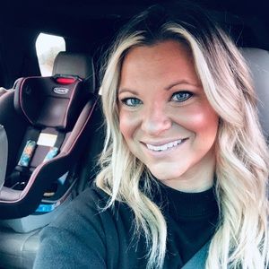 Meet your Posher, Amanda